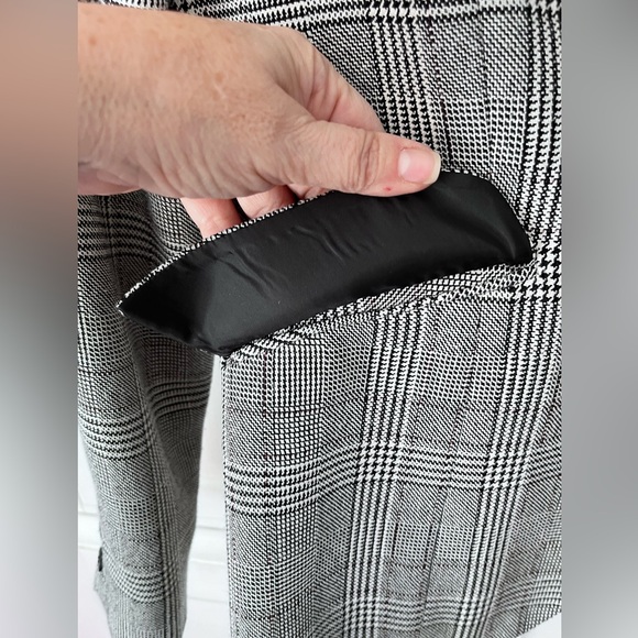 B MOSS | 2 | Tailored Fit - Picture 5 of 14